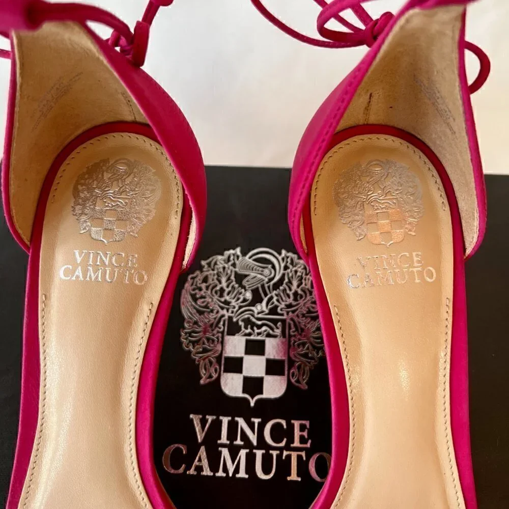 Vince Camuto Presinda Heels Ankle Strap Sandals Womens 7 M Pink Nubuck Tie NWB